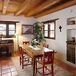 Hacienda Nicholas Bed & Breakfast